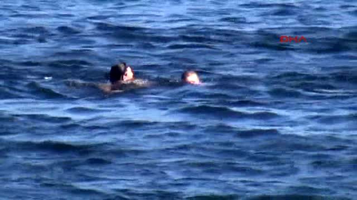 Çanakkale Yüzme Sevdası Canlarından Ediyordu
