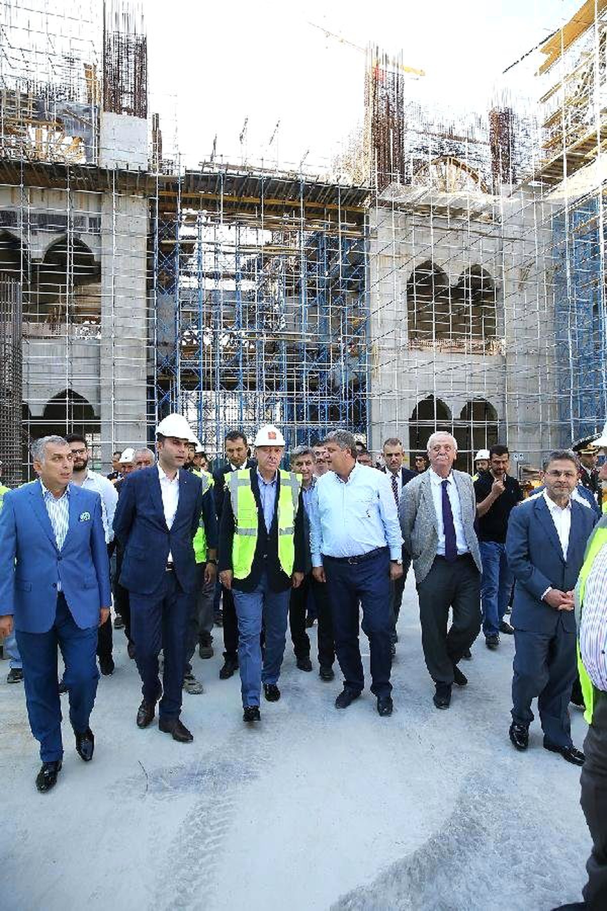 Cumhurbaşkanı Erdoğan, Çamlıca Camii İnşaatında İnceleme Yaptı