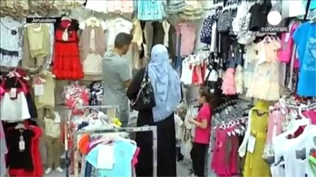 Filistin\'de Hüzünlü Ramazan Bayramı Sevinci