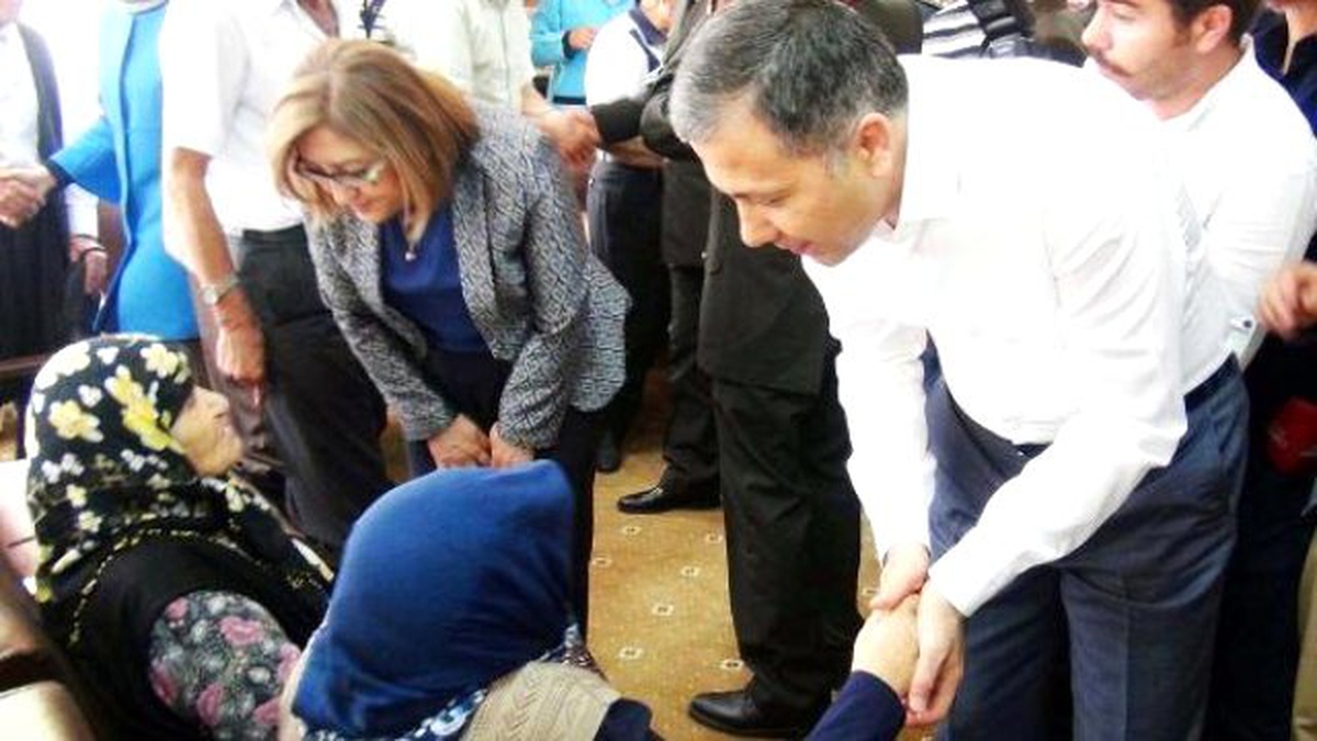 Gaziantep Valisi Yerlikaya\'dan Bayram Ziyareti
