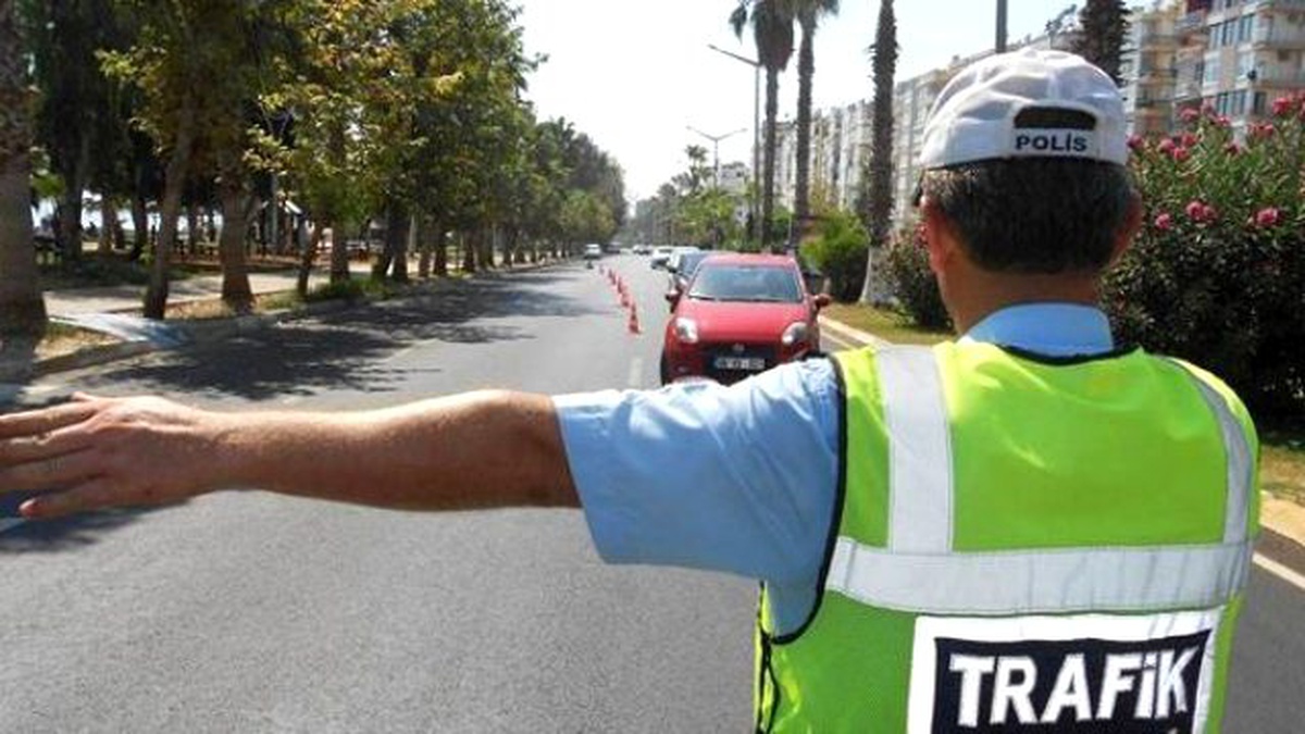 Mersin\'de Bayram Dolayısıyla Trafik Denetimleri Arttı