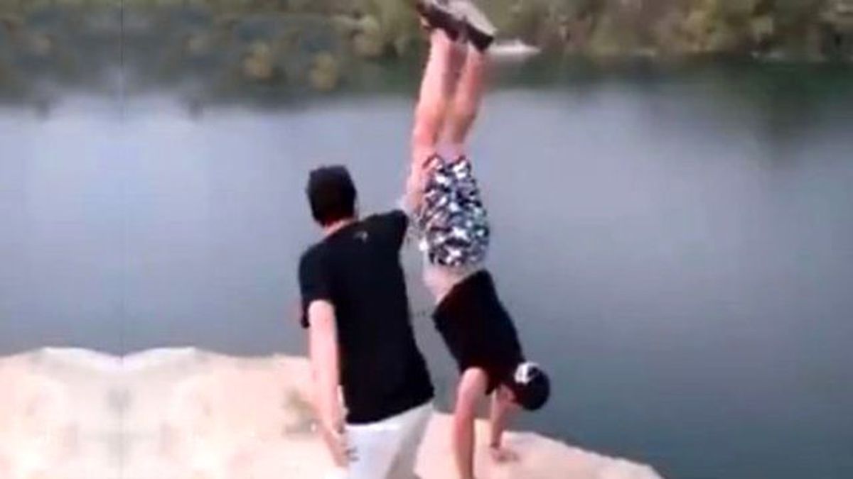 Uçurumun Kenarında Şov Yaparken Canından Oluyordu