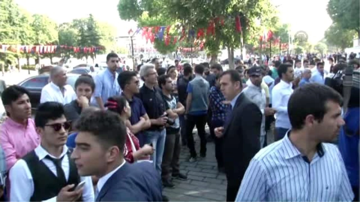 Başbakan Davutoğlu Gazetecilerle Bayramlaştı