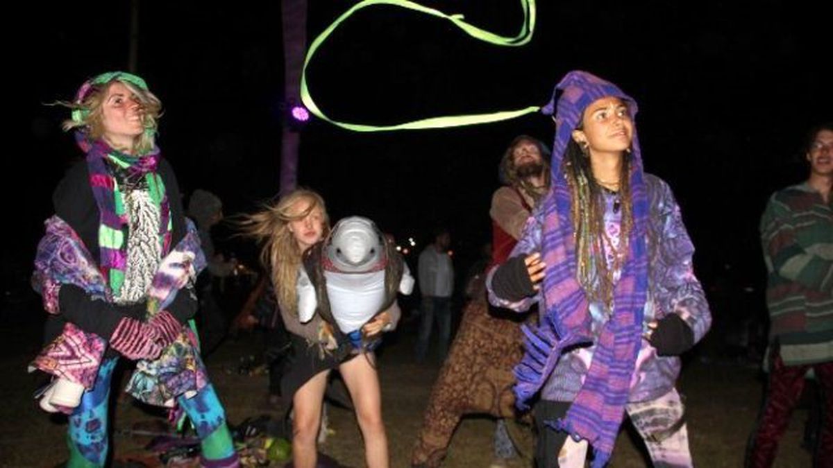 Bursa \'Neonfest 2015\'e Ev Sahipliği Yapıyor