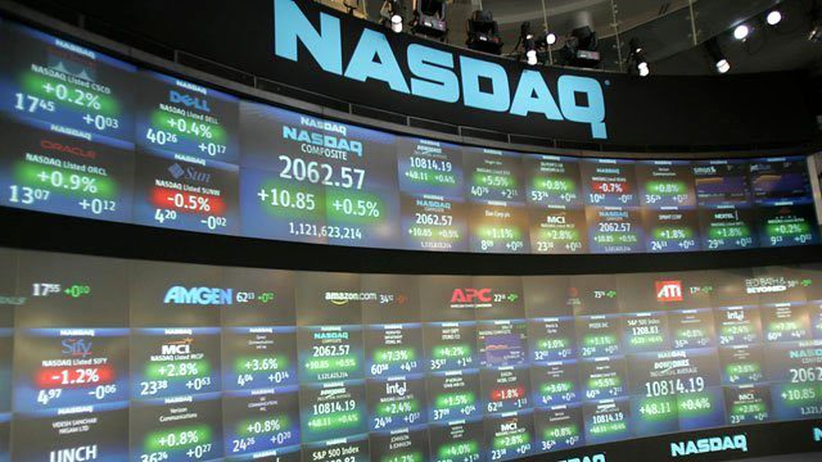 Dow Jones ve S&p 500 Yükseldi, Nasdaq Rekor Kırdı