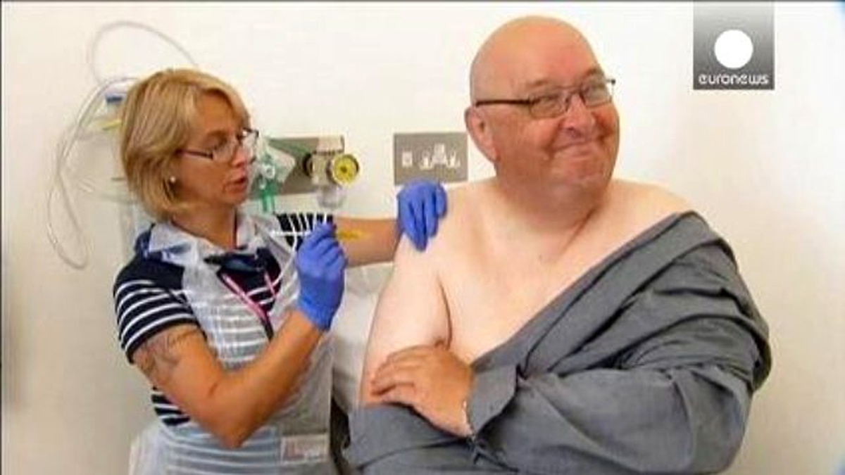 Ebola\'ya Karşı Geliştirilen Aşılar Gönüllüler Üzerinde Deneniyor