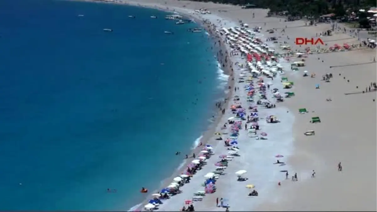 Fethiye Plajlarında Bayram Yoğunluğu