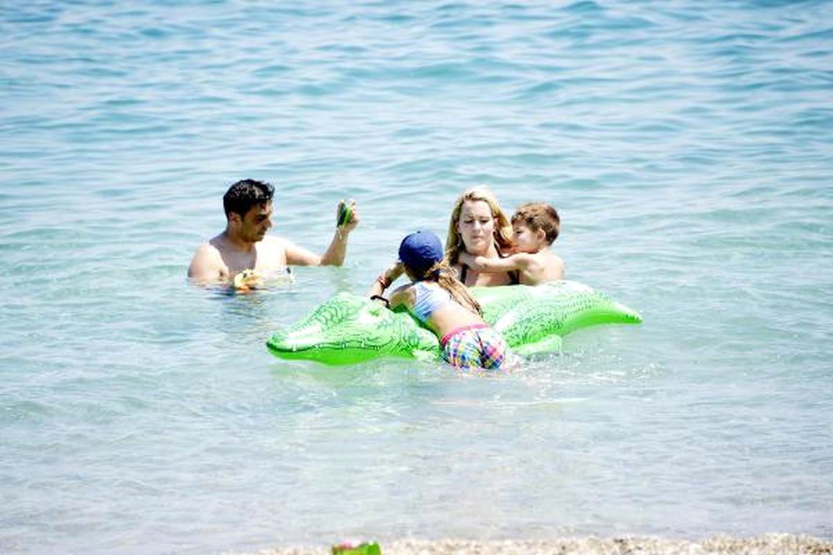 Havuz ve Plajlarda Bayram Bereketi (2)
