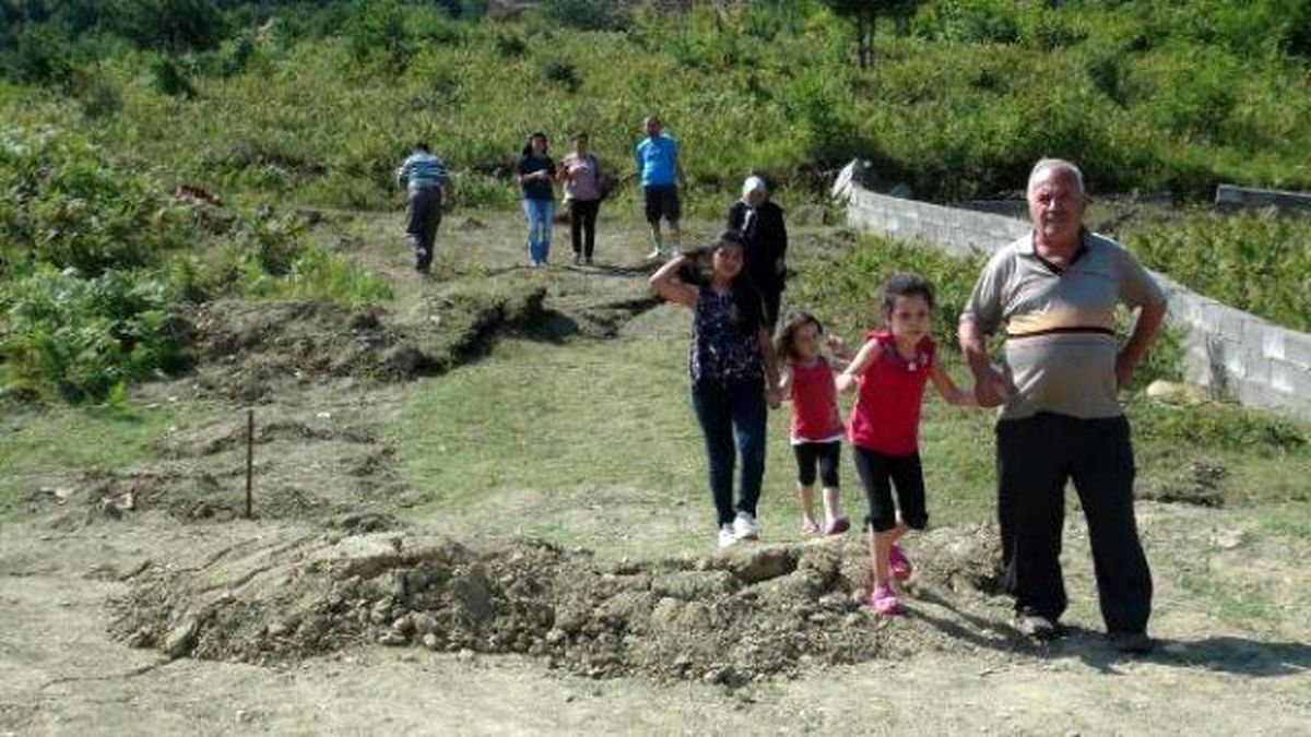 Heyelan, 27 Aileyi Bayramda Evsiz Bıraktı