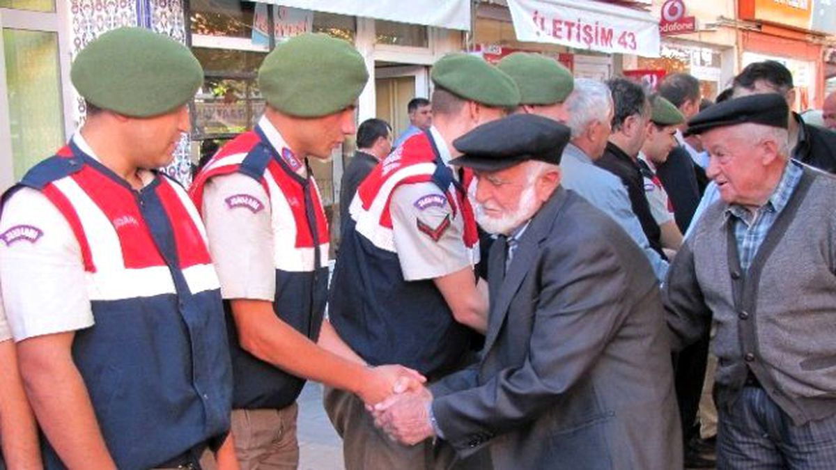 Hisarcık\'ta Bayramlaşma