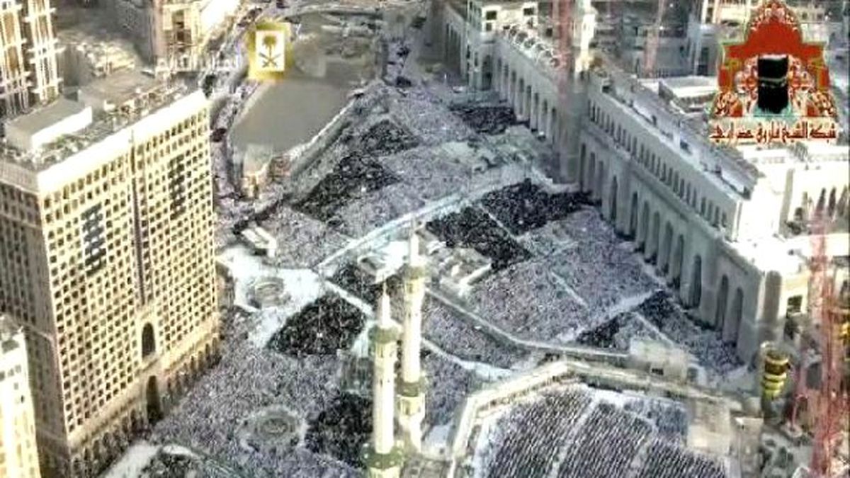 Kabe\'de Bayram Coşkusu...