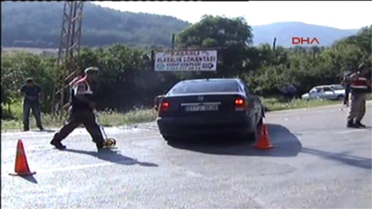 Kahramanmaraş Andırın\'da Otomobiller Çarpıştı: 2 Yaralı