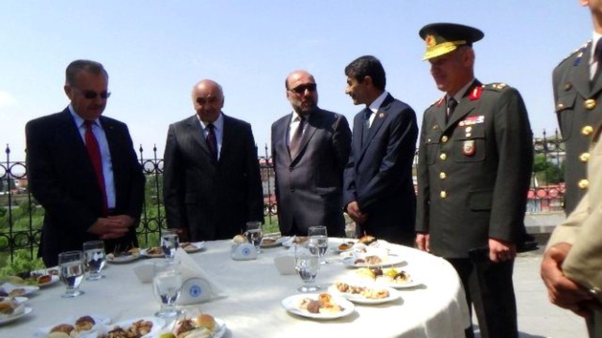 Kars\'ta Protokol Bayramlaştı