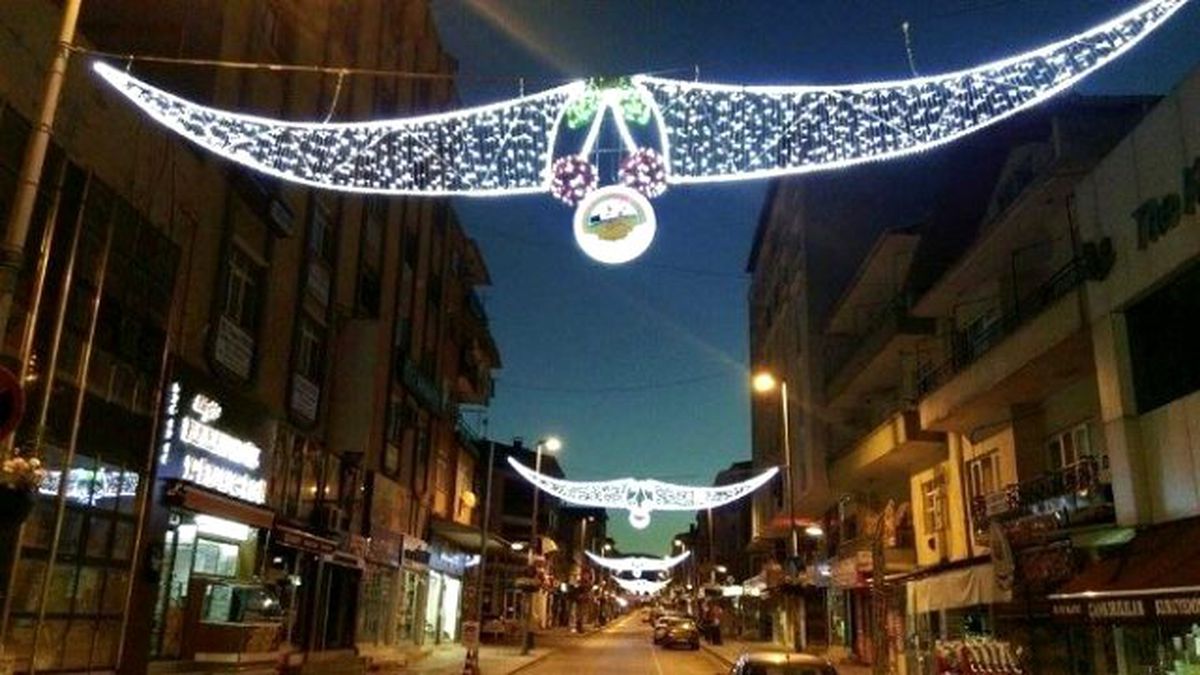 Körfez Ağadere Caddesi Işıl Işıl