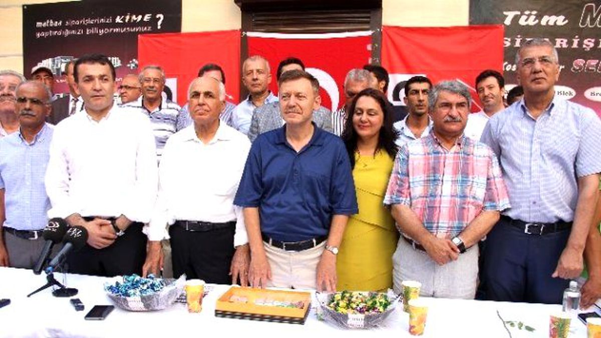 Mersin CHP\'de Bayramlaşma