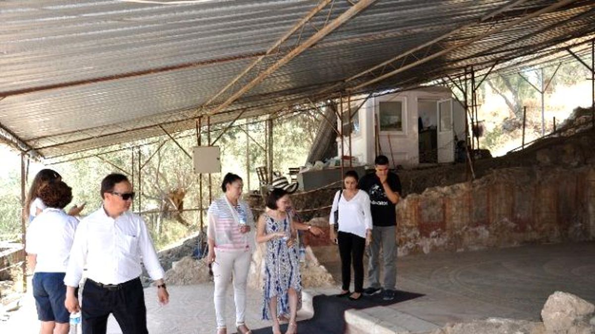Moğol Konuklar Edremit\'e Hayran Kaldı