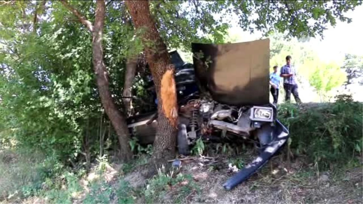 Mudurnu\'da Trafik Kazası: 2 Yaralı