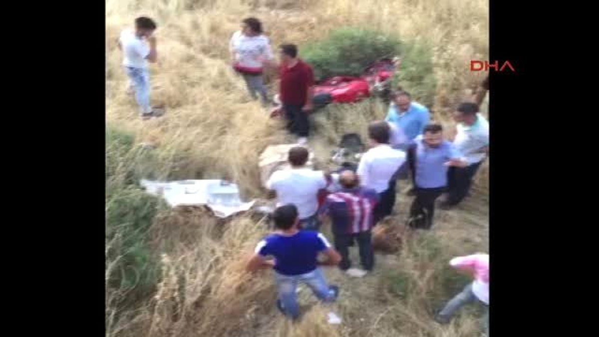 Nusaybin Şarampole Yuvarlanan Motosikletteki 2 Kişi Öldü