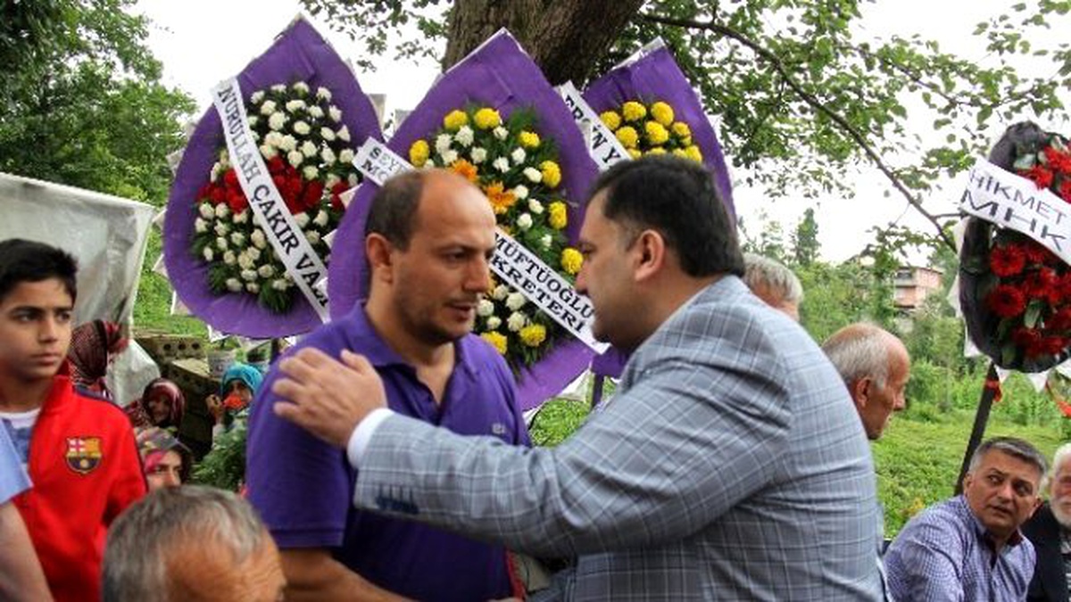 Rize Valiliği Basın, Yayın ve Enformasyon Müdürlüğü Şefi Nurullah Köse Toprağa Verildi