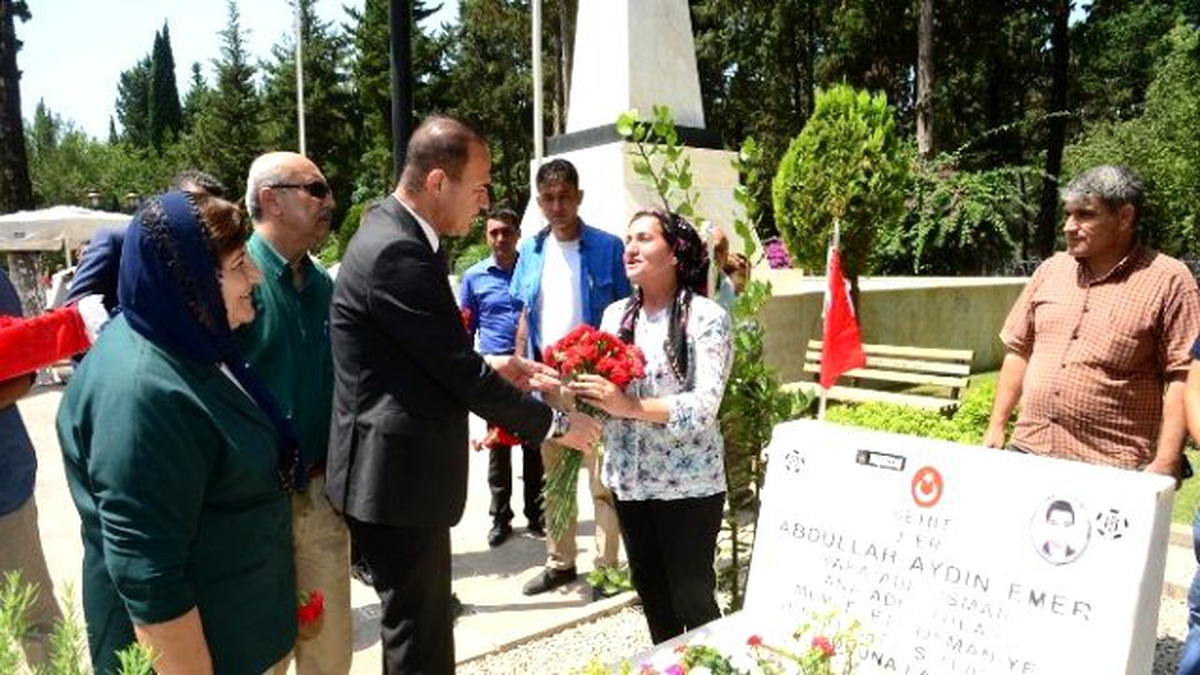Sözlü: "Vatan Sağolsun Diyenlere Şükran Borcumuz Var"