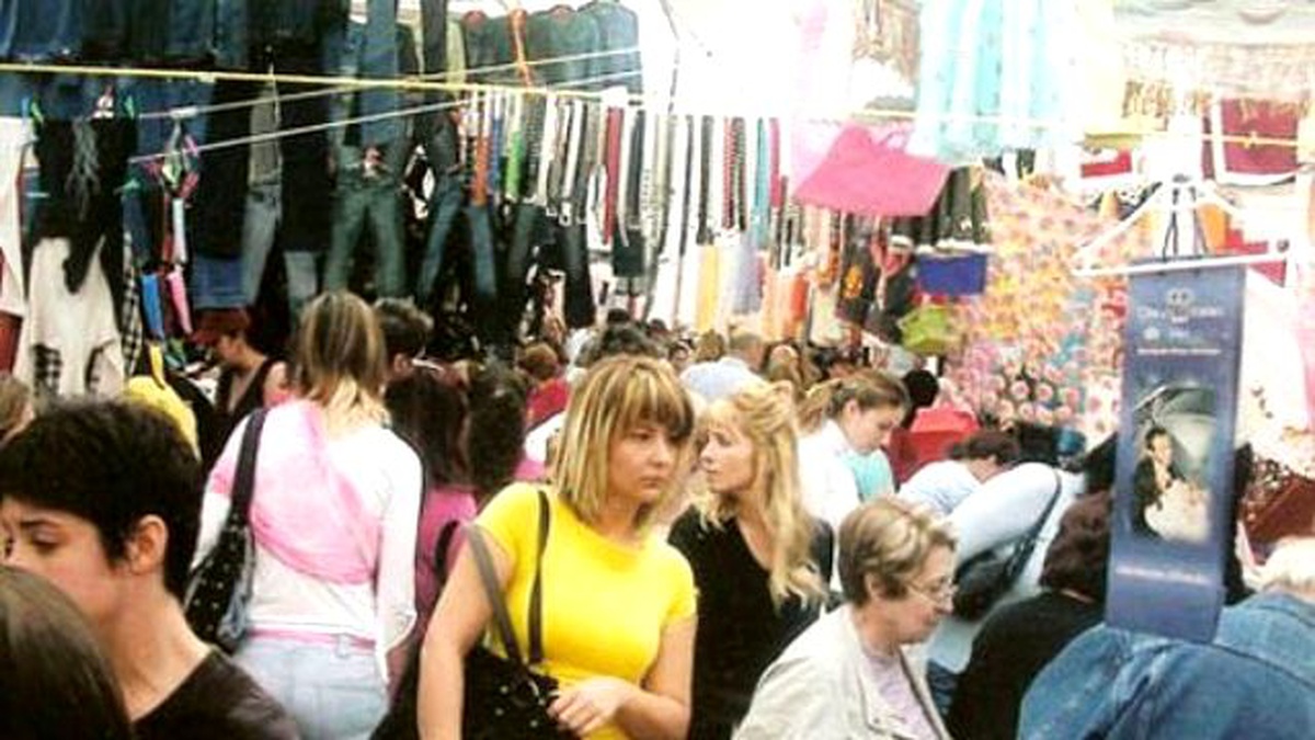 Ulus Pazarı\'nda Bayram Alışverişi Yoğunluğu