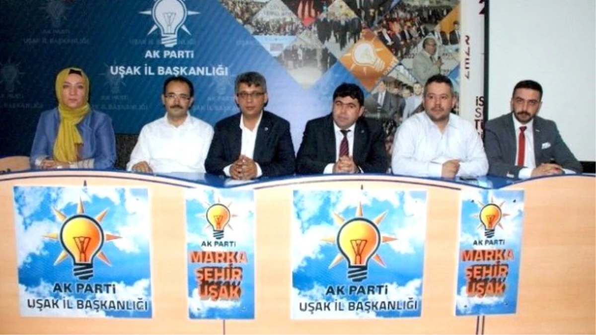 AK Parti Uşak Teşkilatının Bayramlaşmasında Önemli Mesajlar