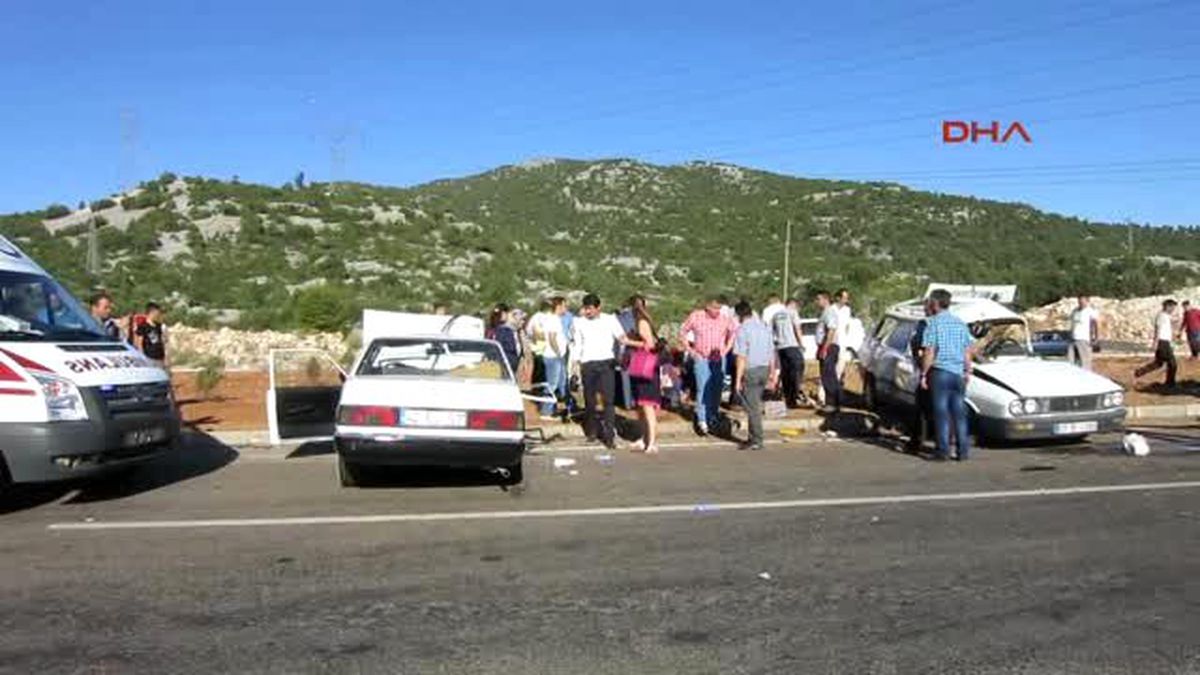 Akseki\'de Kaza: 2 Ölü, 2 Yaralı