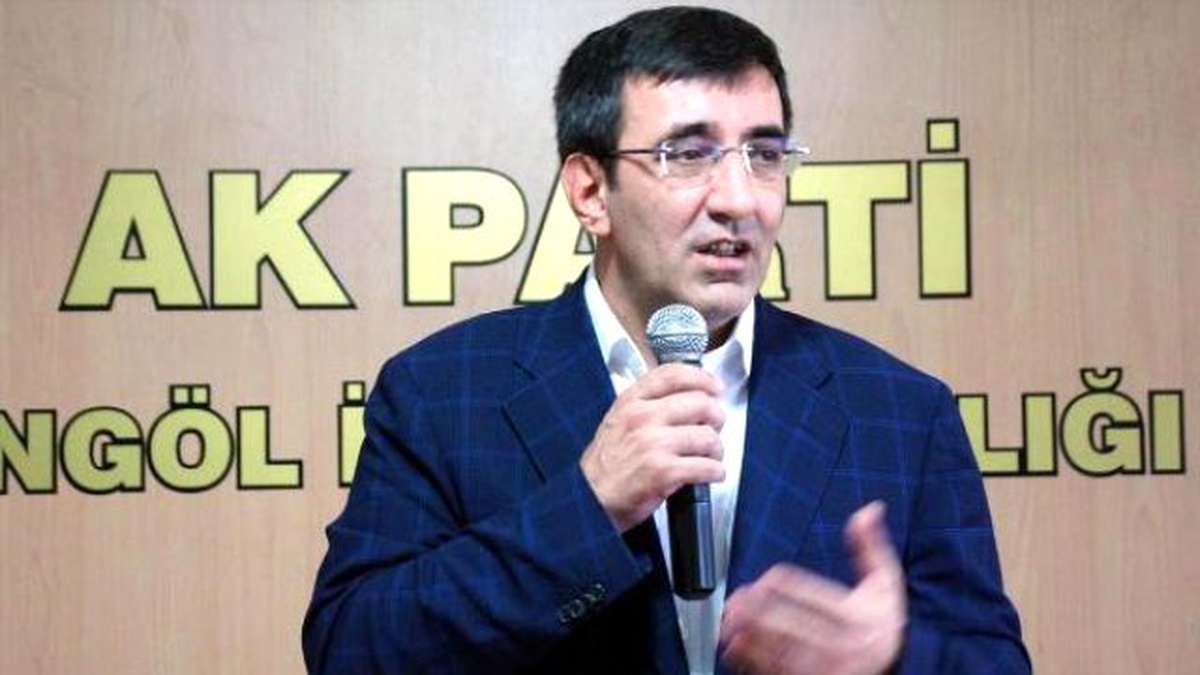 Bakan Yılmaz: Hem Silah, Hem Siyaset Olmaz