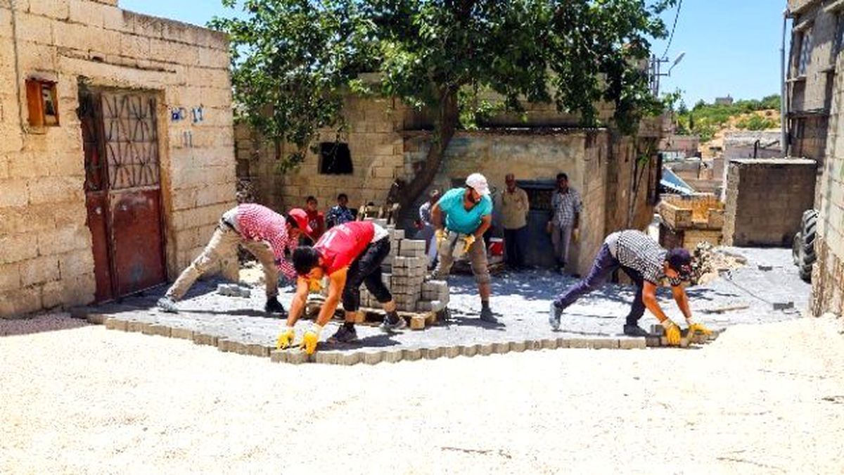 Bilekli Çocuklar İlk Defa Kilit Taşı Üzerinde Koşmaya Başladılar
