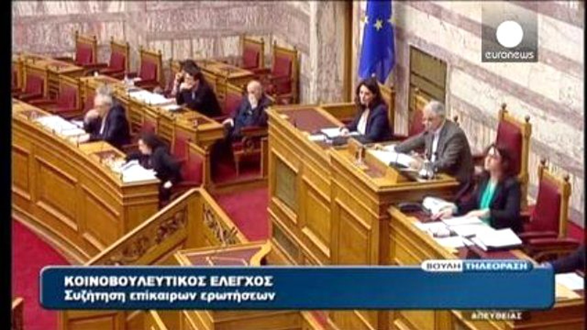 Çipras, \'Hayır\'cı Bakanları Görevden Aldı