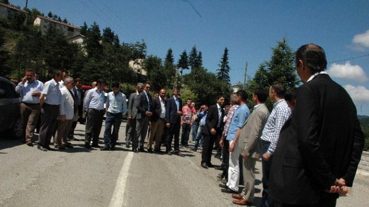 Küre Kaymakam\'ı Şahin Kazancı Konvoy Eşliğinde Uğurlandı