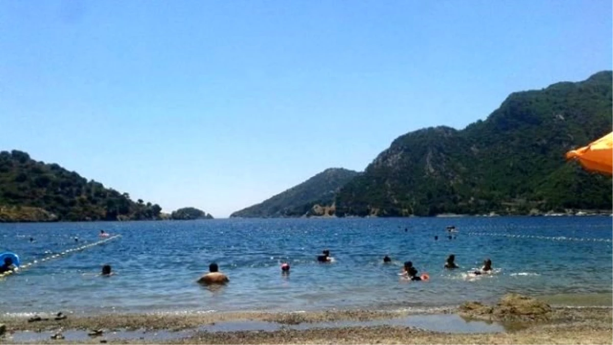 Marmaris\'te Denize Giren Bir Kişi Boğuldu