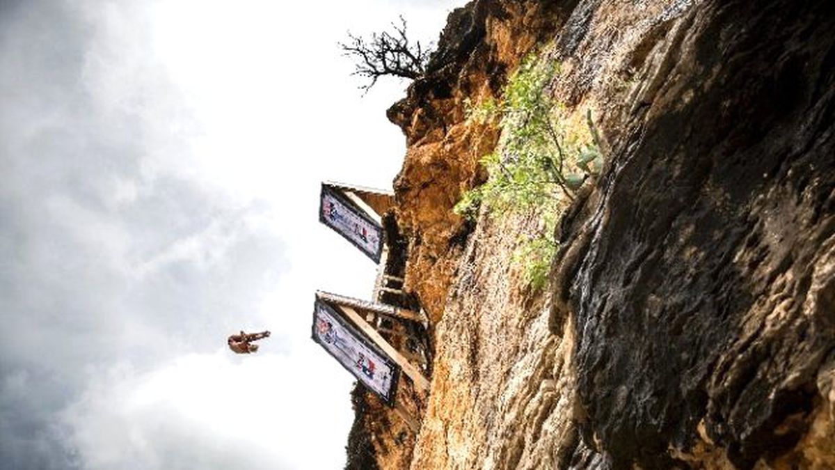 Red Bull Cliff Diving\'in Bugünkü Mücadelesi Portekiz\'de