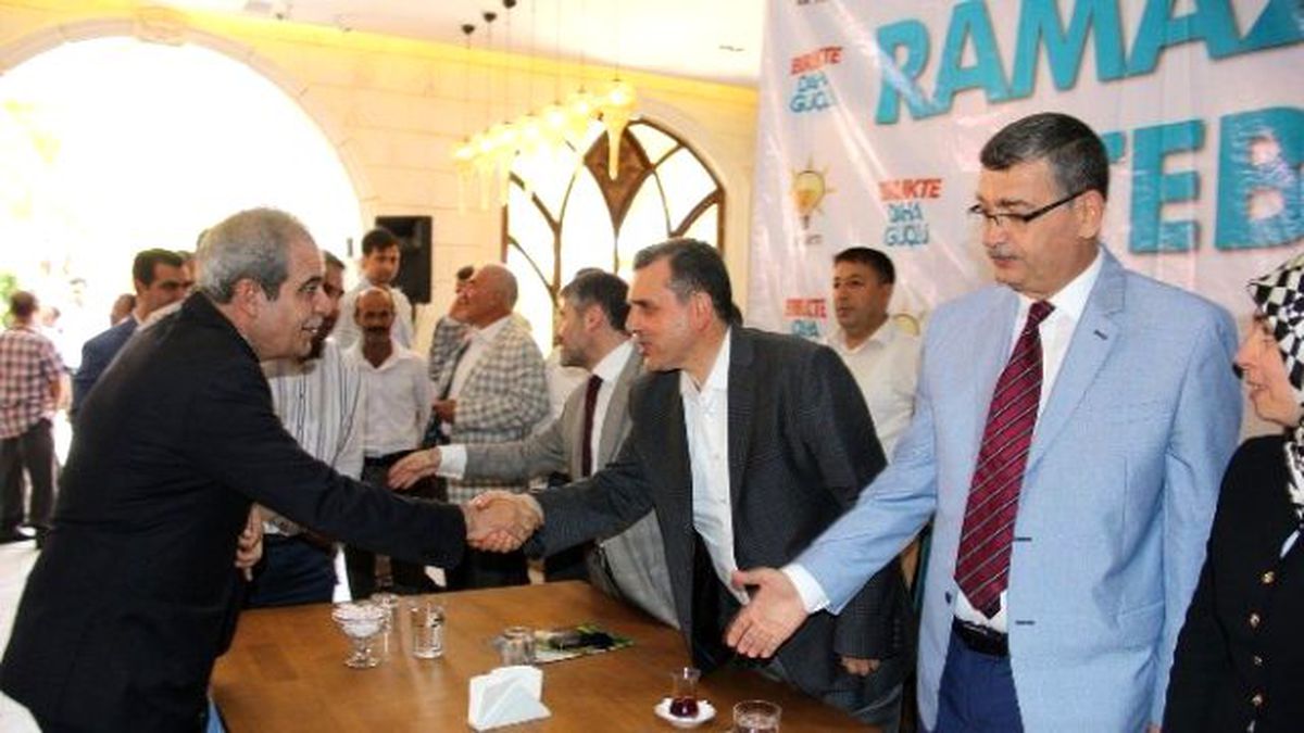 Şanlıurfa AK Parti\'de Bayramlaşma