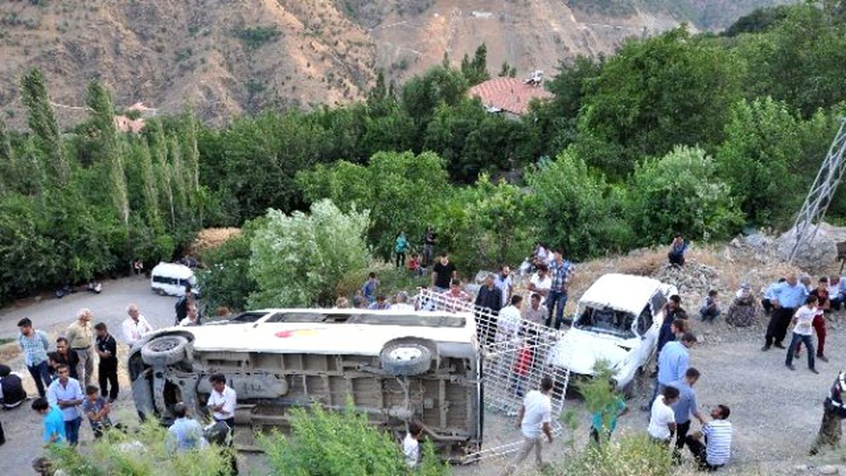 Sincik\'te Trafik Kazası: 4 Yaralı