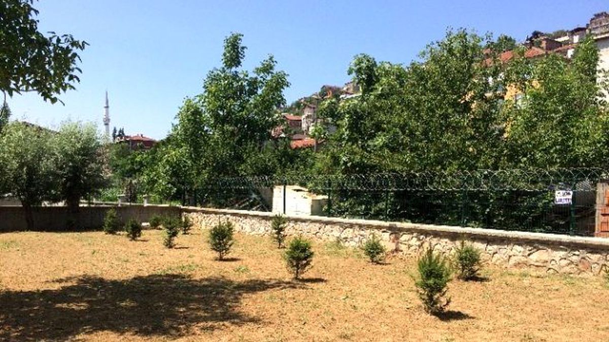 Yenişehir\'de Yeşil Alan Düzenlemesi