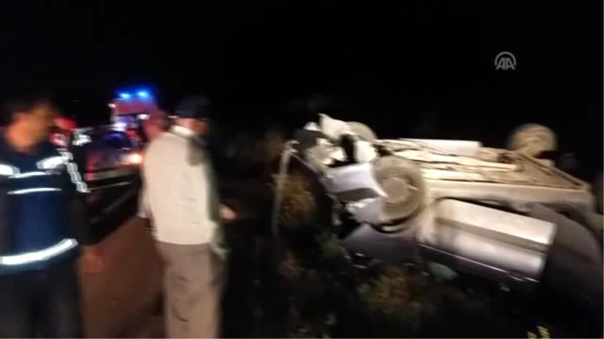 Akyurt\'ta Otomobil Takla Attı: 2 Yaralı
