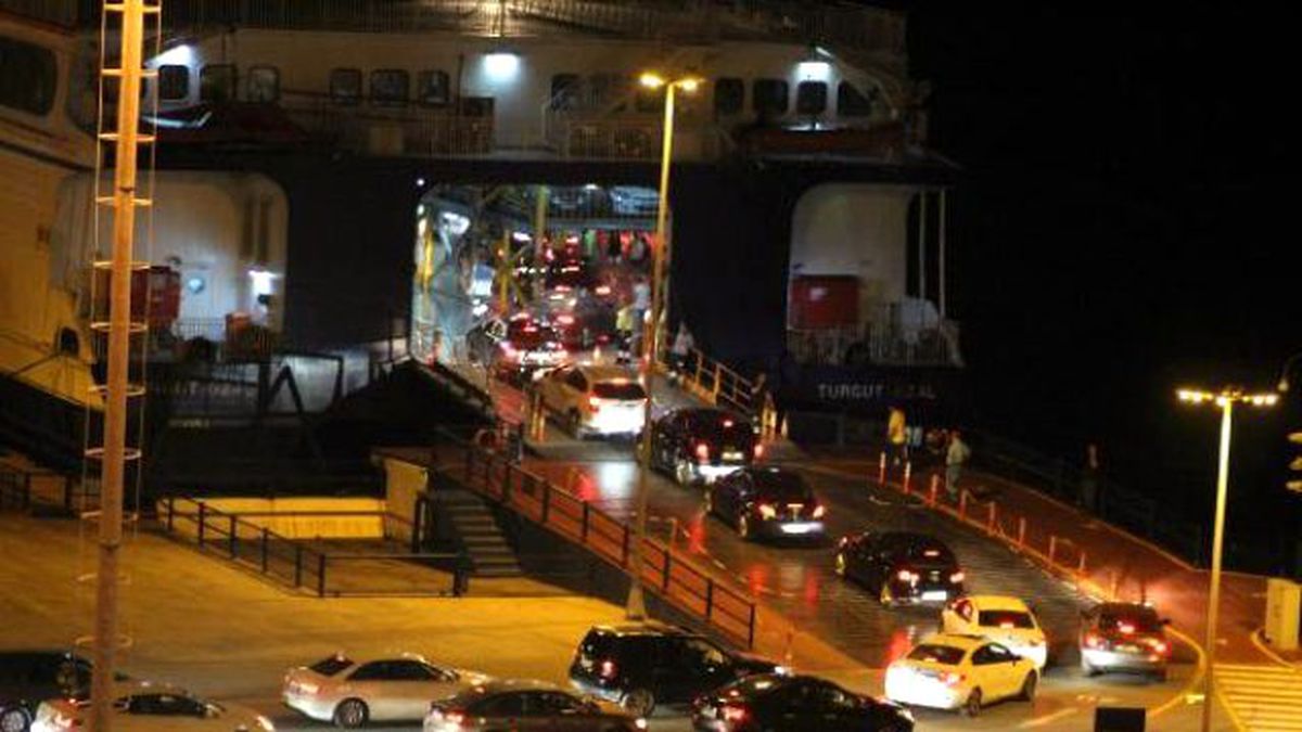 Bandırma\'da Tatilcinin Dönüş Yoğunluğu