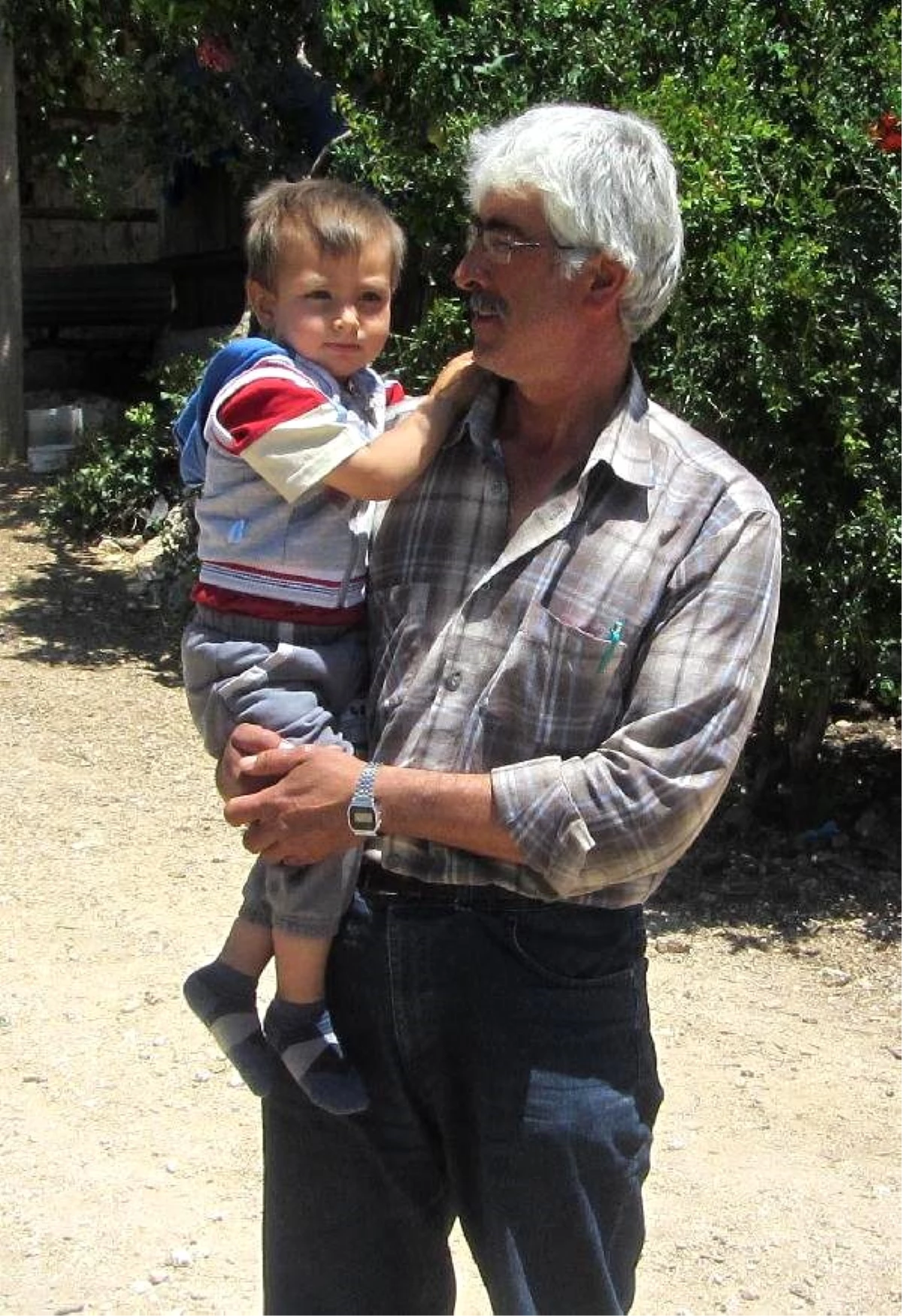 Boşanan Damat Katliamının Ardından Ailesinden Geriye Kalan Tek Torunu Hayat Kaynağı Oldu