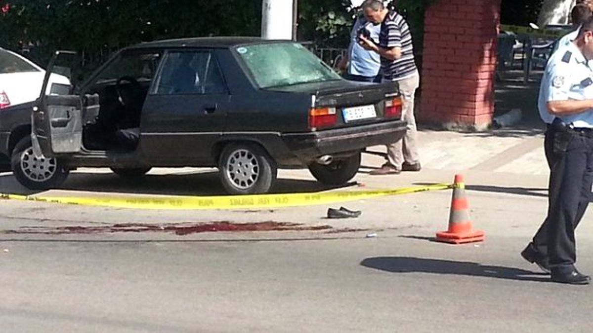 İnsanların Gözleri Önünde Vurulan Adam Hastanede Yaşamını Yitirdi