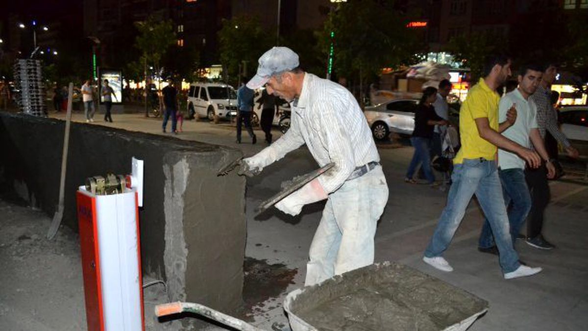 İnşaat İşçilerinin Sıcak İle İmtihanı
