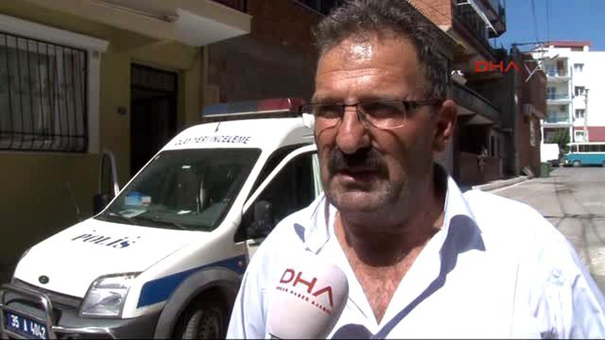 İzmir Eve Gelip Parfüm Sıkmış