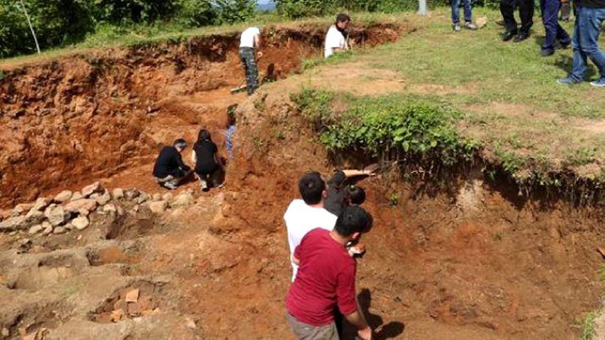 Ordu'da Defineciler 15 Yıldır Boşuna Kazıyor