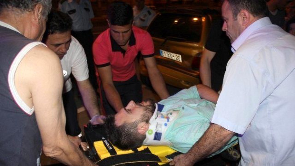 Otomobilin Aracına Çarptığı Sürücü Hastanelik Oldu