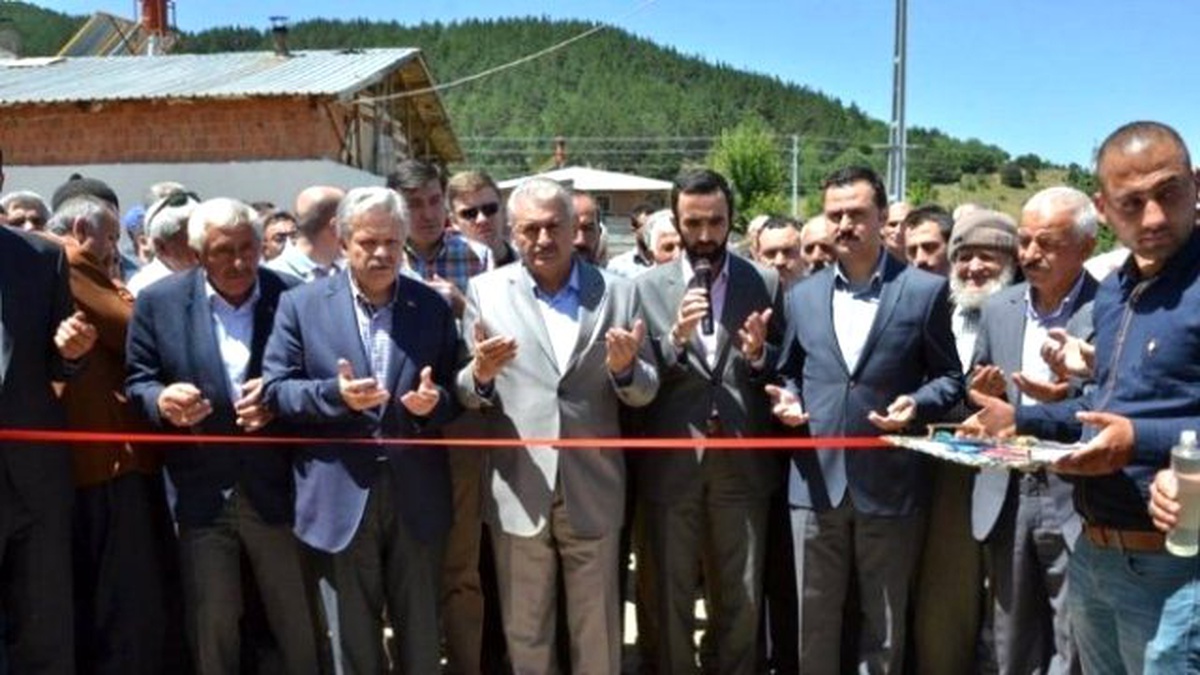 Refahiye Yurtbaşı Köyü Camisi Dualarla İbadete Açıldı