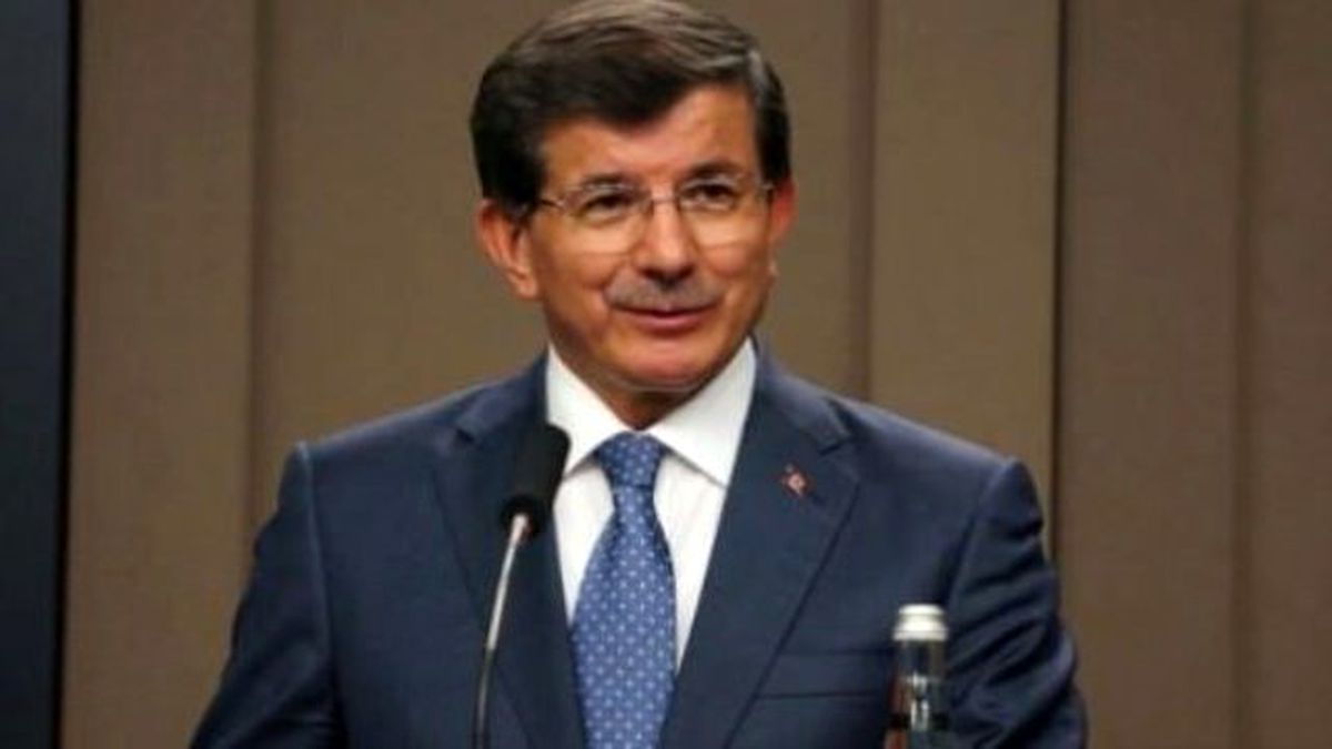 Siyasete Hoca Ayarı
