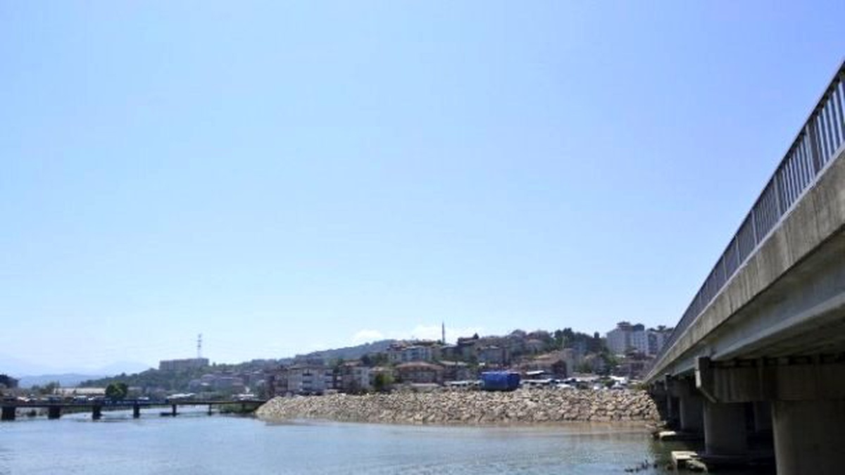 Alaplı Çayında Islah Çalışmaları Son Aşamaya Geldi