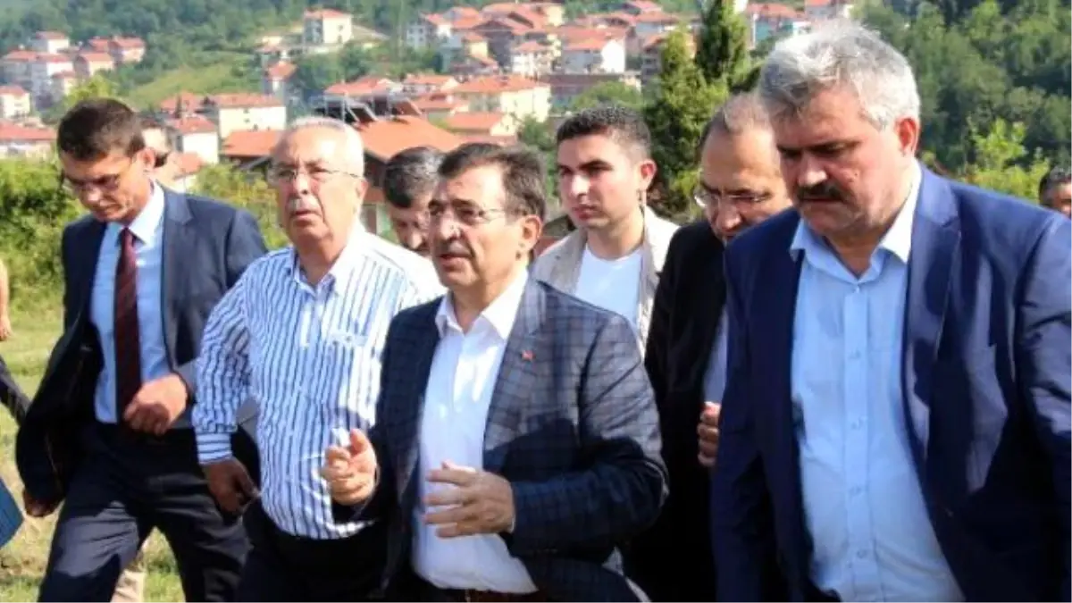 Bakan Güllüce: Her An Binalar Yıkılabilirdi, Herkes Ölürdü