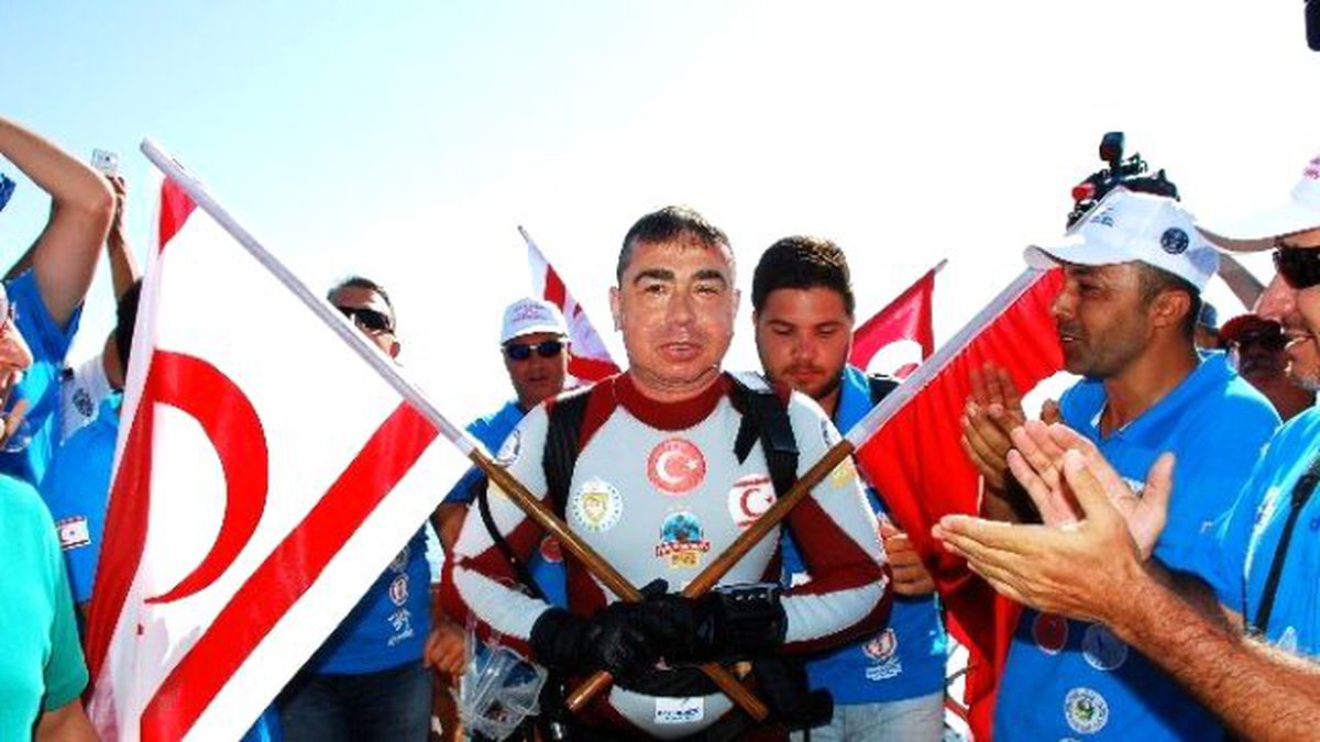 Balık Adam Cem Karabay Deniz Altında 72 Saat Kalarak Dünya Rekoru Kırdı