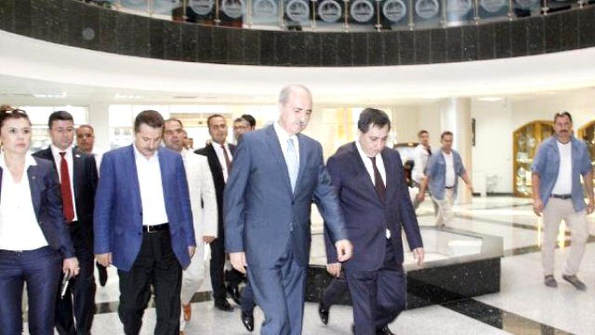 Başbakan Yardımcısı Kurtulmuş ve Bakanlar Şanlıurfa\'da